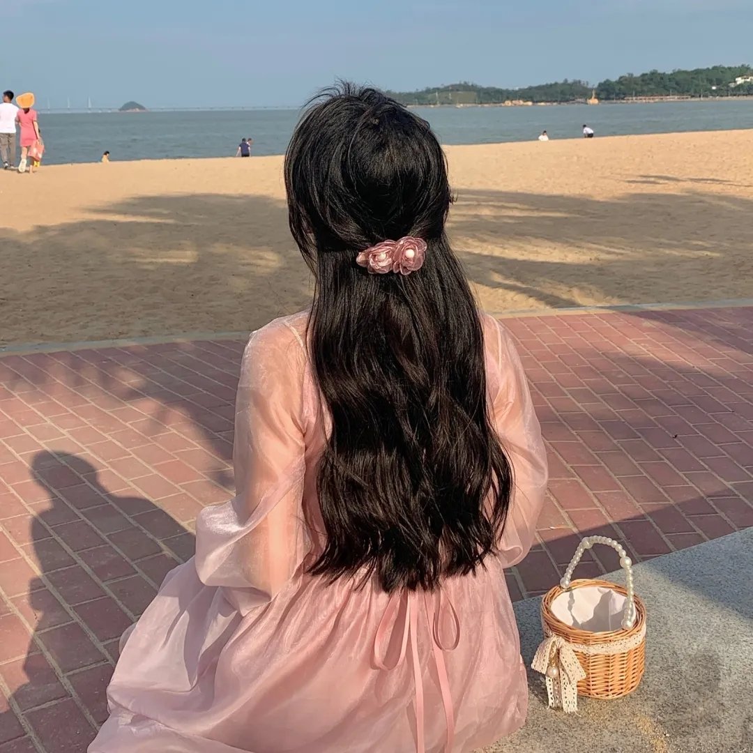 妈妈闪婚霸总闪婚妈妈五十岁老公是霸总